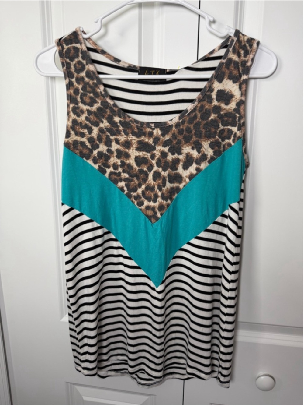 LTX Sportswear Leopard Print Striped Tank Top M Black White